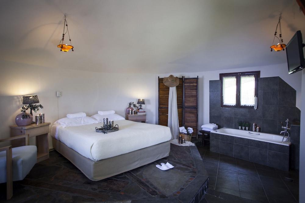 Dohos Boutique Hotel Larissa Exterior photo