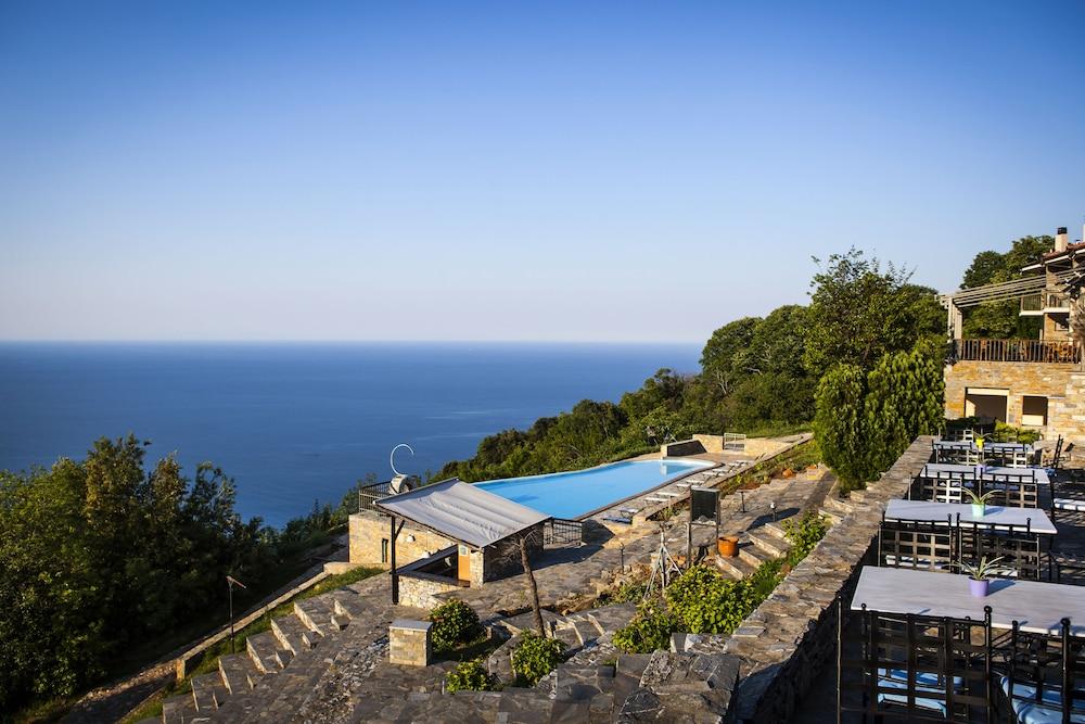 Dohos Boutique Hotel Larissa Exterior photo