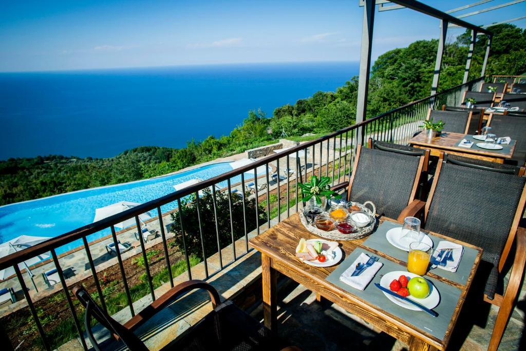 Dohos Boutique Hotel Larissa Exterior photo