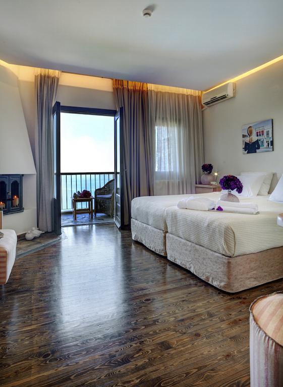 Dohos Boutique Hotel Larissa Room photo