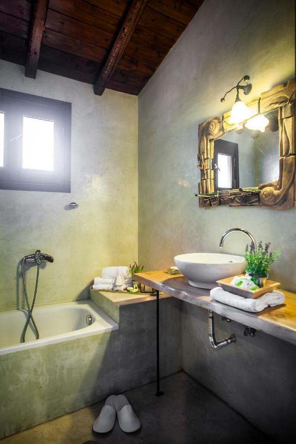Dohos Boutique Hotel Larissa Room photo